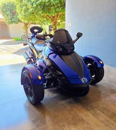 CAN-AM SPYDER RS 990 CAN-AM SPYDER RS 990